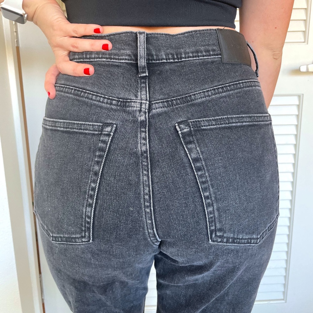 Everlane Cheeky Bootcut High Waisted Mom Jeans in Black Denim